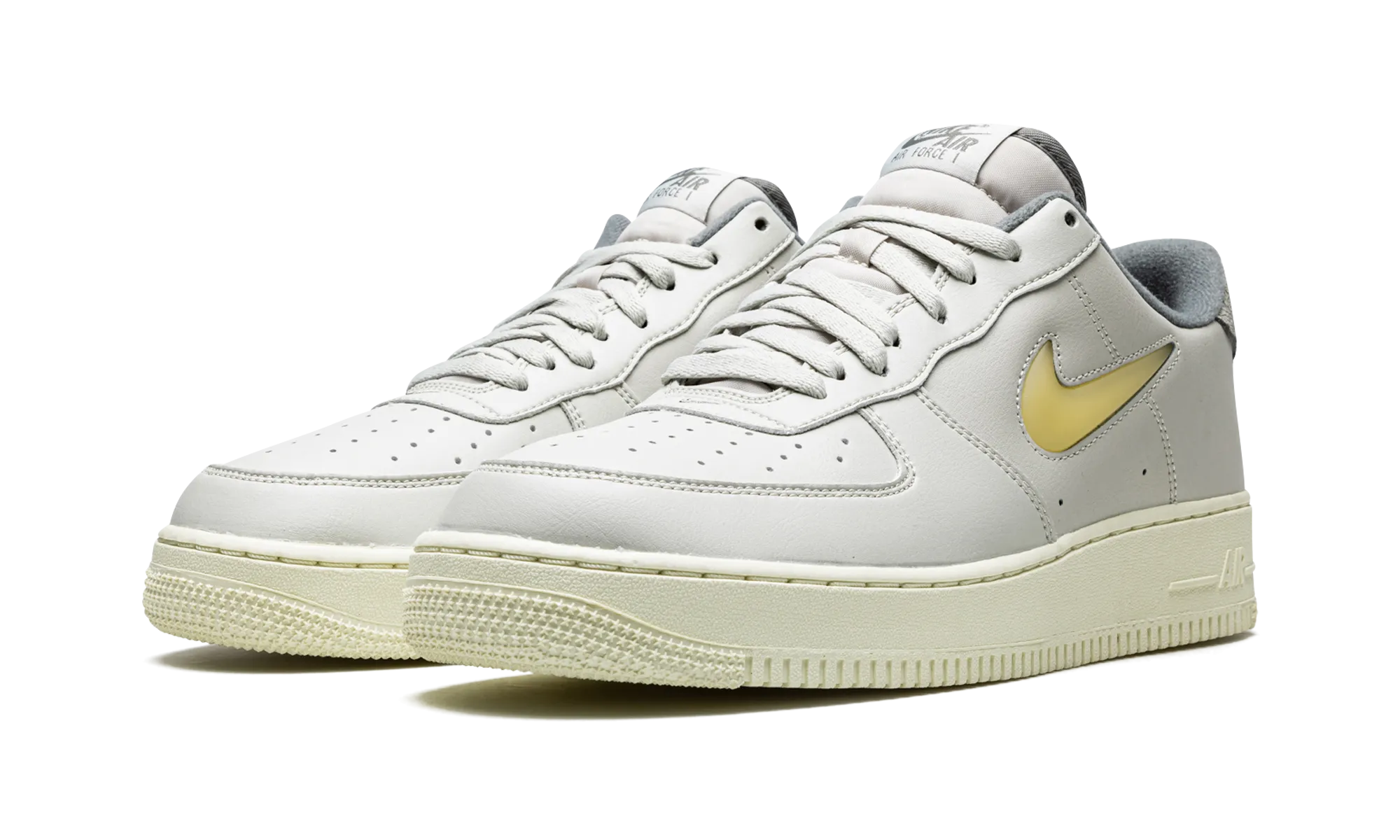 Air Force 1 '07 LX Sport Aesthetic Performance Focus