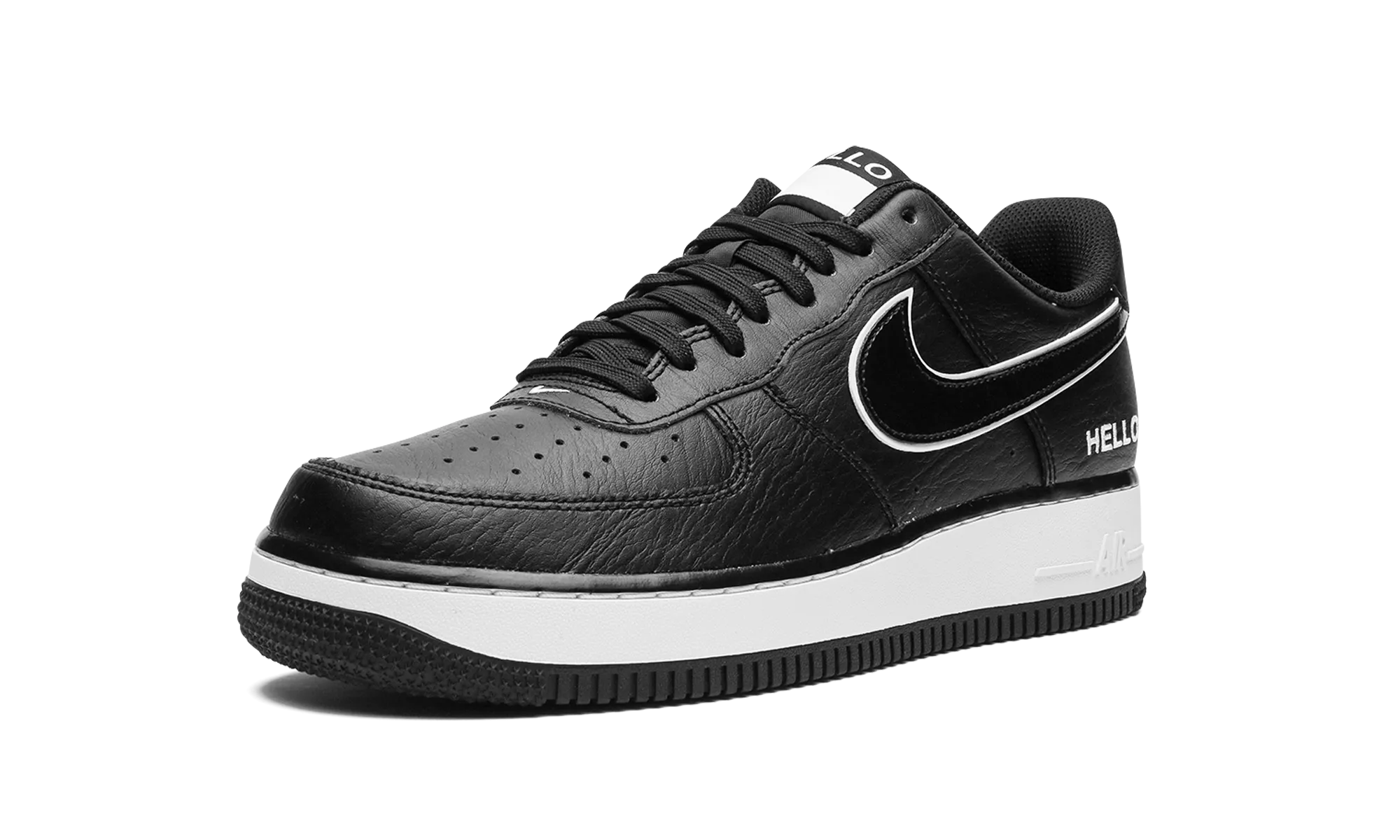 Air Force 1 '07 LX "Hello" Athletic Edge skateboard ride