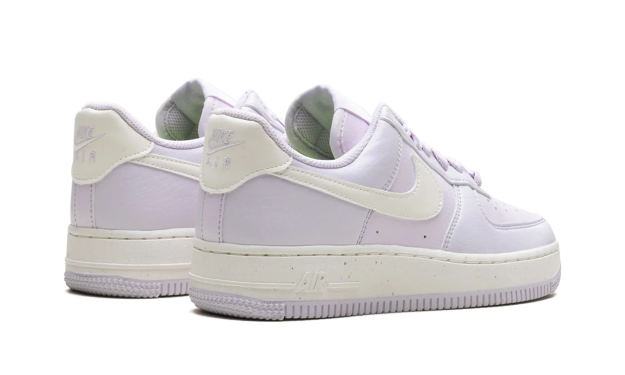Foot Security Bold Landing AIR FORCE 1 '07 NEXT NATURE WMNS "Barely Grape"