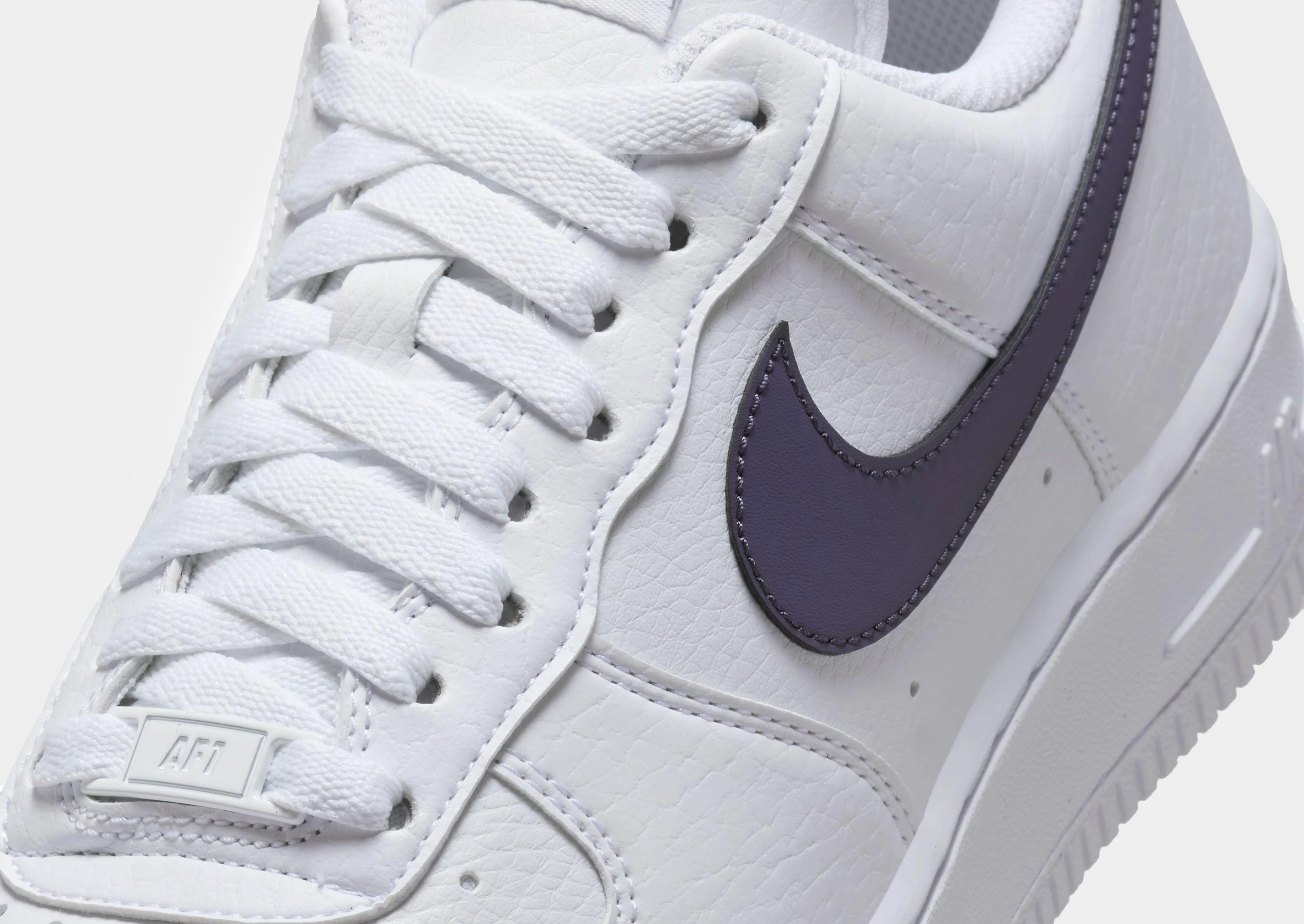 Air Force 1 '07 Next Nature Women's Rain Step Easy Going