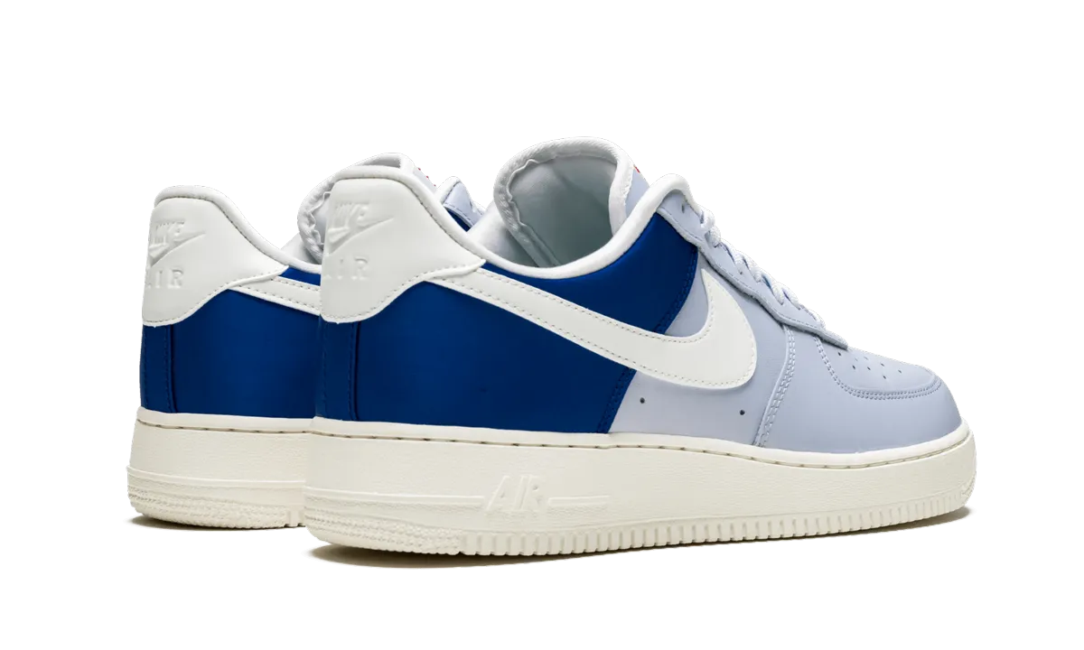 Foot Control Air Force 1 '07 QS "City Pride Toronto"