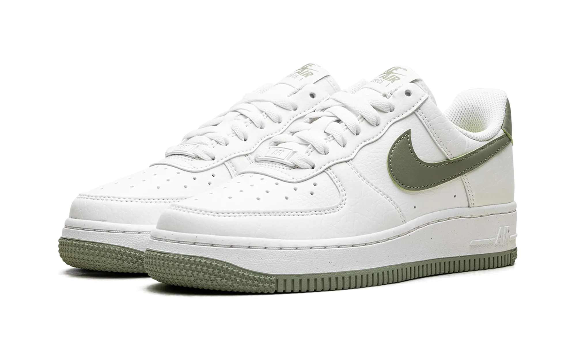 Street Walk Anti Slip Feature Air Force 1 '07 WMNS "Next Nature Oil Green"