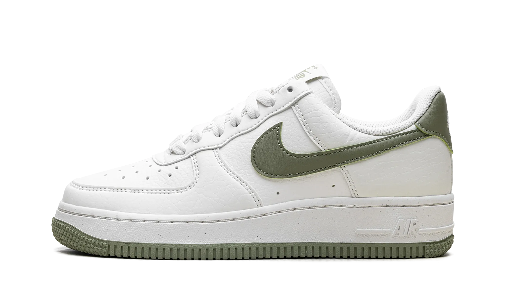 Air Force 1 '07 WMNS "Next Nature Oil Green" Smooth Surface Adaptive Style