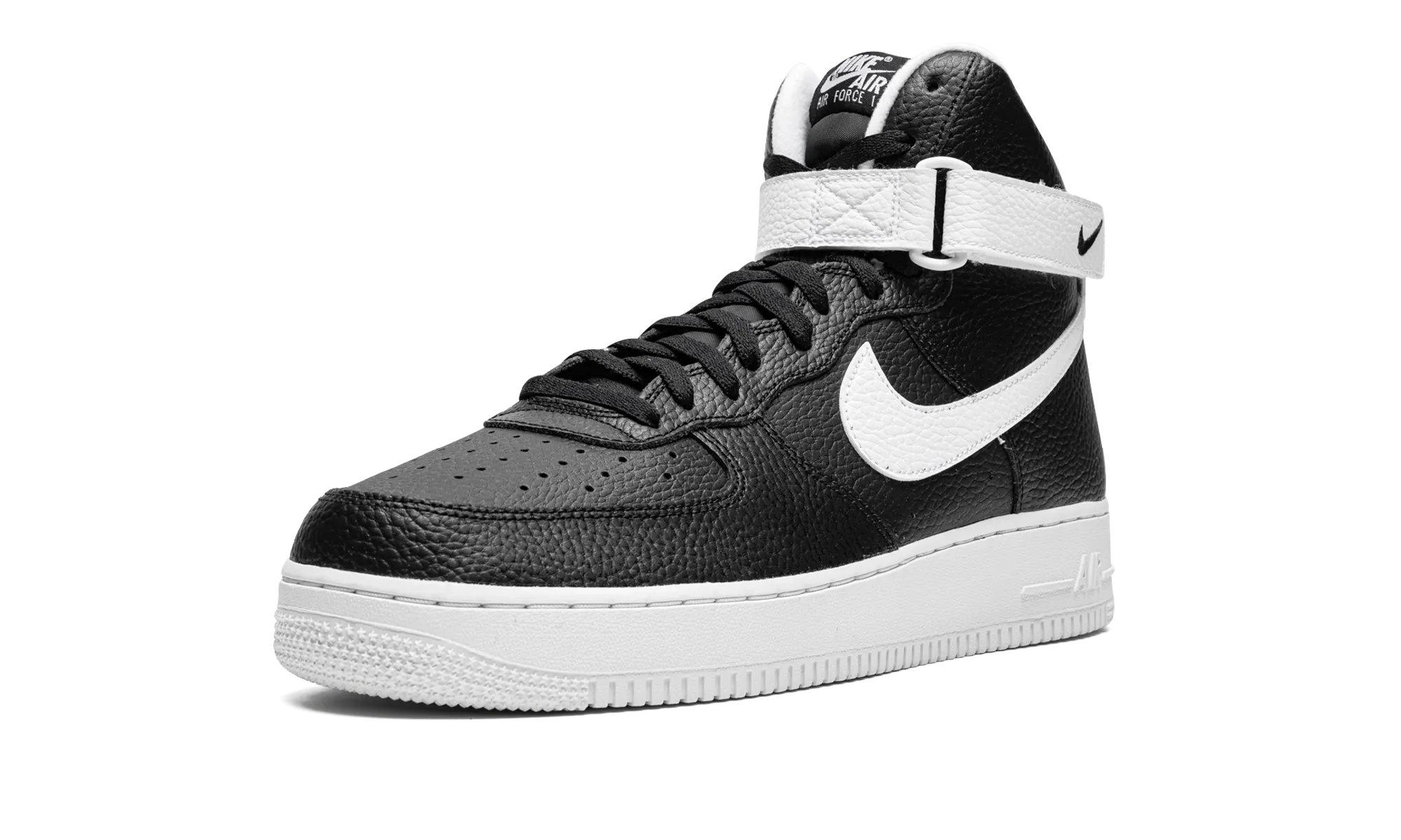 Street Performance Fit Air Force 1 High '07 "Black / White"
