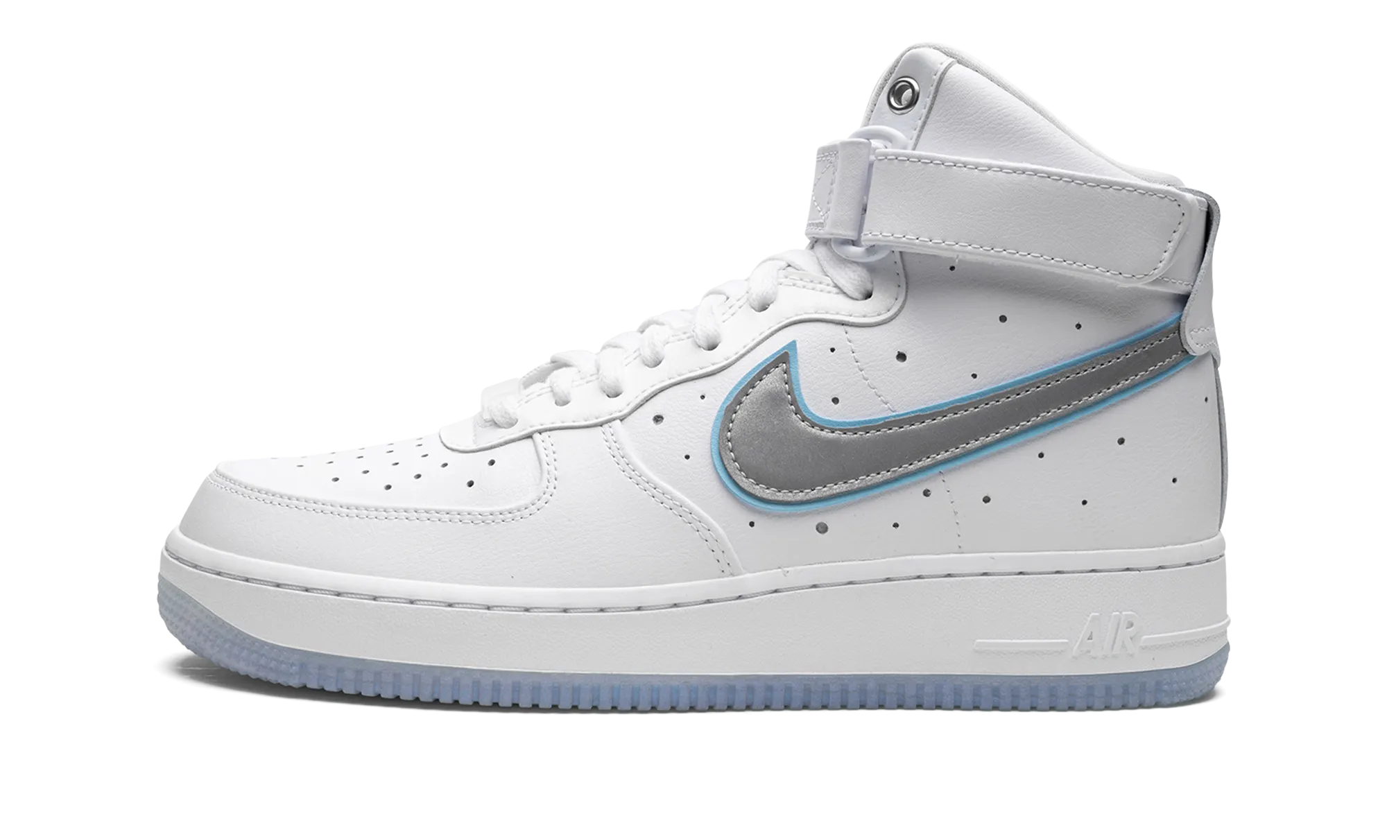 AIR FORCE 1 HIGH MNS WMNS "Dare To Fly" Street Event