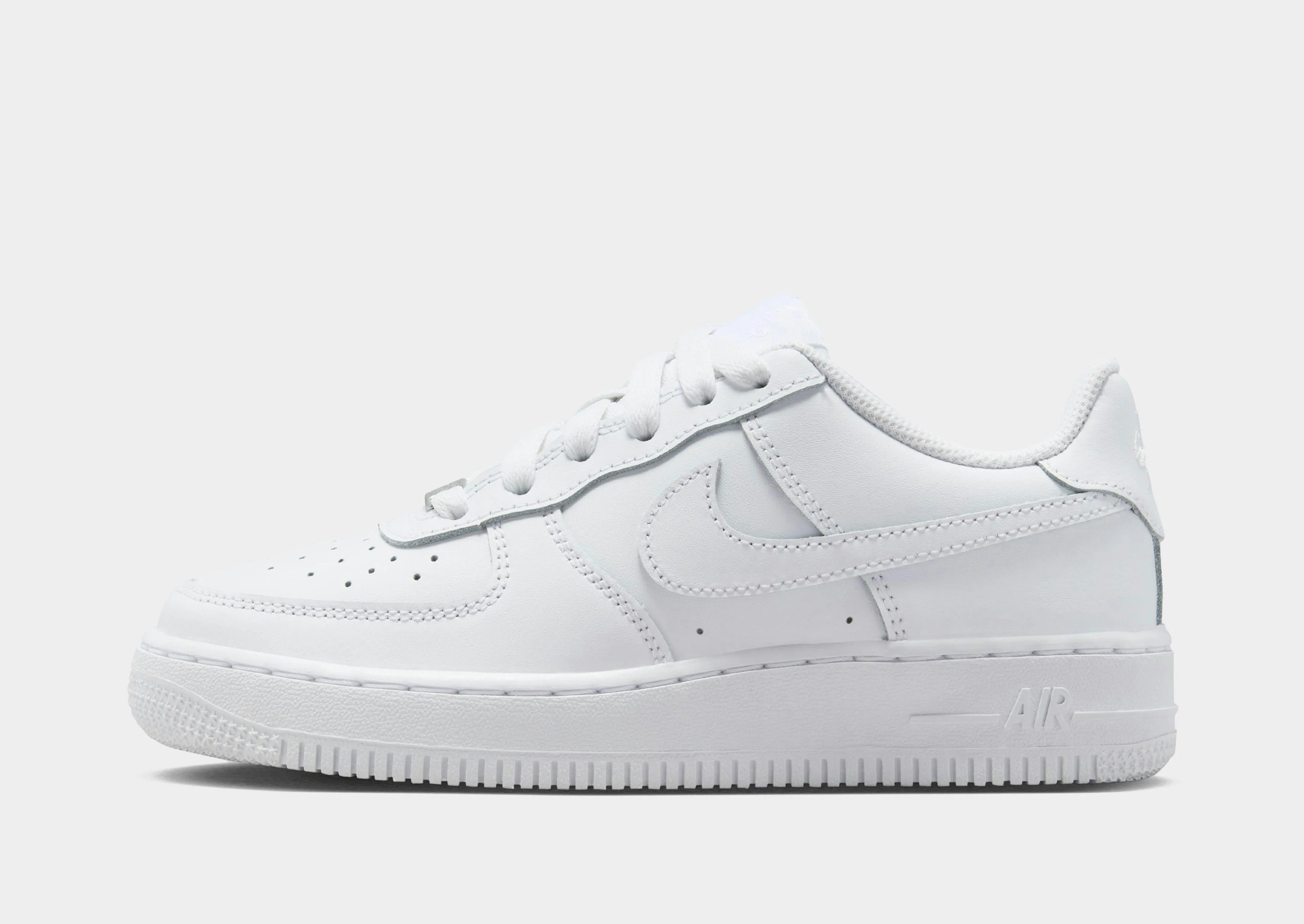 Air Force 1 LE Junior's Slip Friendly evening walk
