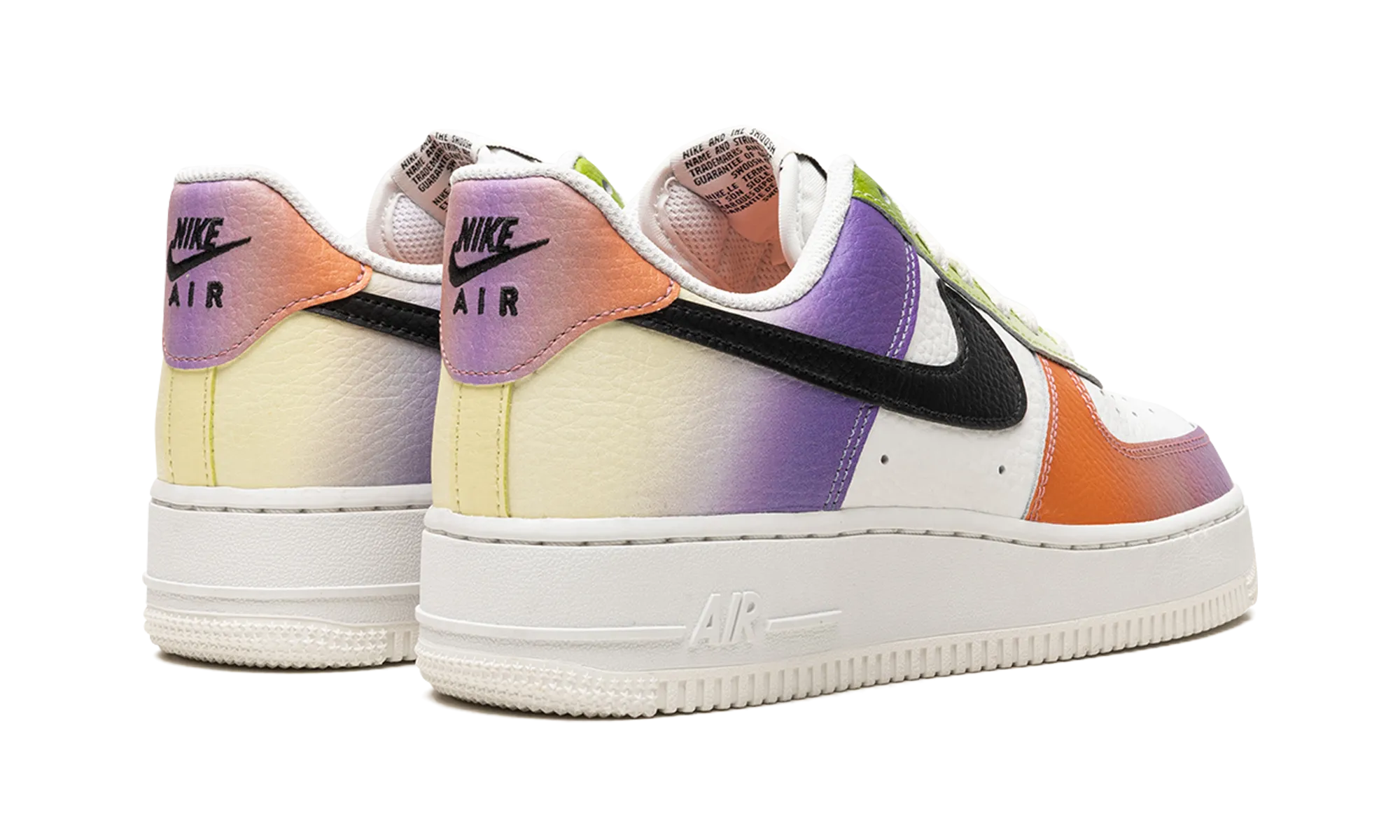 AIR FORCE 1 LO '07 WMNS Performance Fit High Top Style