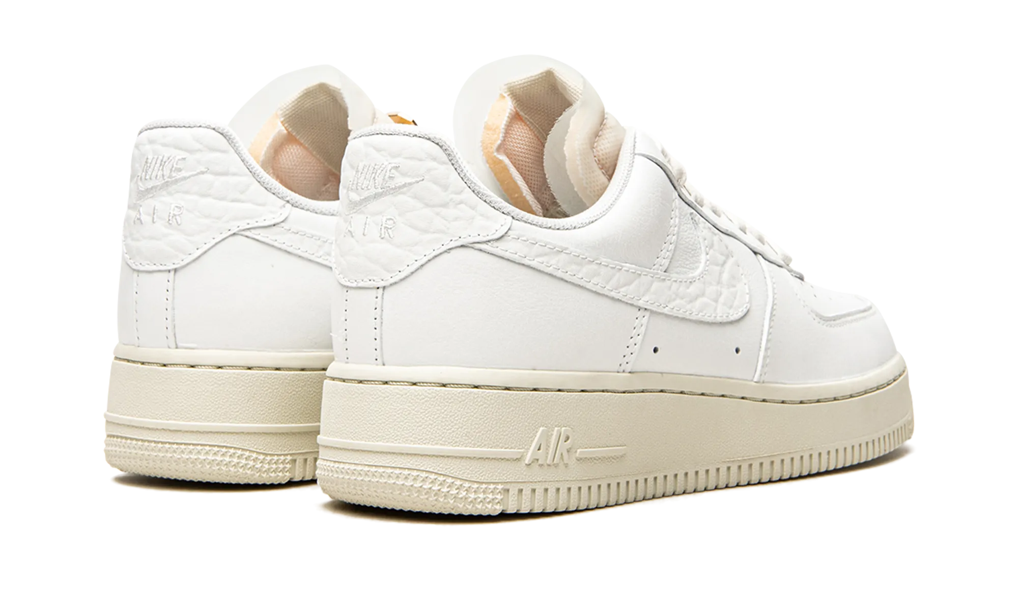 Flat Step Soft Step AIR FORCE 1 LO PRM MNS WMNS "Jewels White"