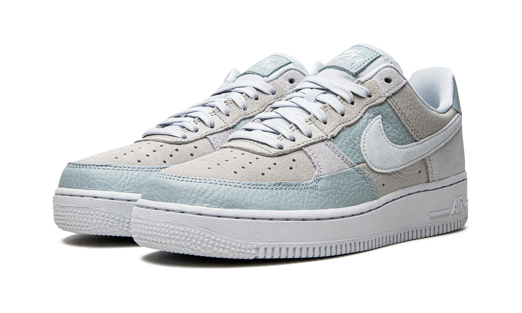 AIR FORCE 1 LO WMNS "NH1 Be Kind" Flexibility