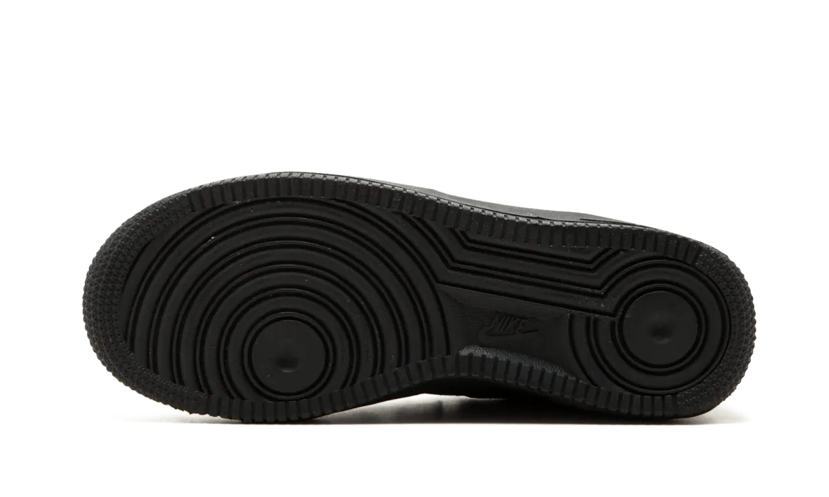 Air Force 1 Low '07 GS "Triple Black" Freedom Fit