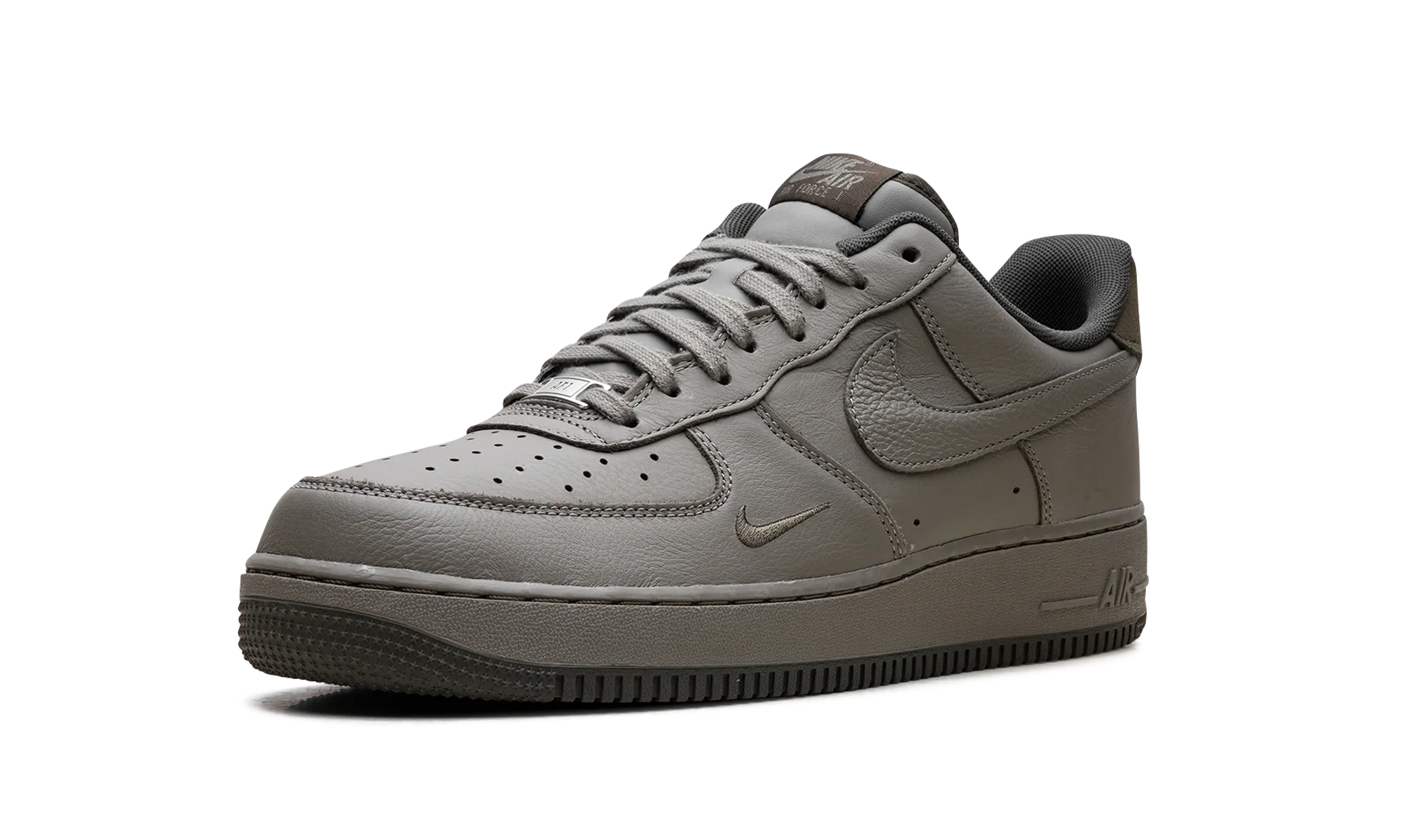 Air Force 1 Low '07 LV8 "Light Army Cargo Khaki" All Terrain Comfort