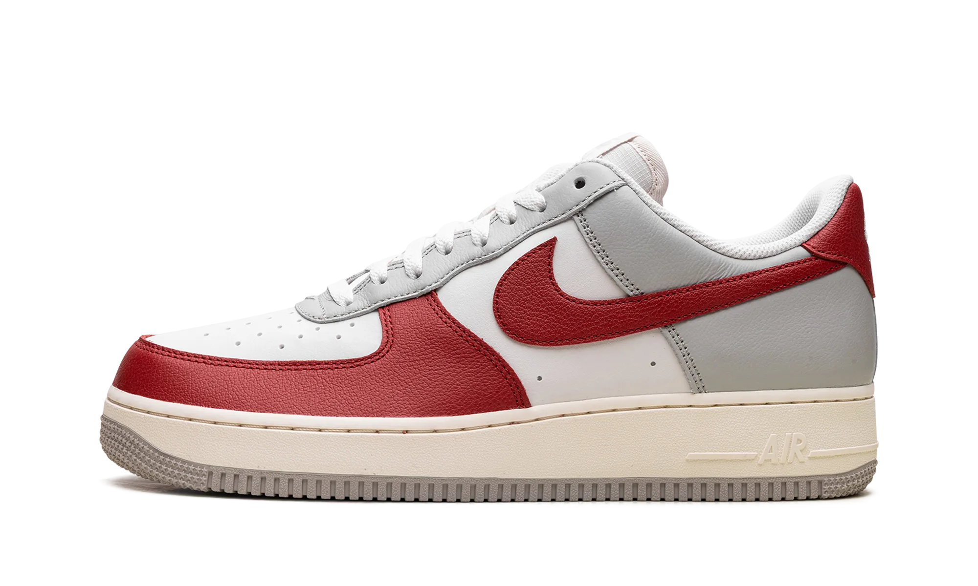 Foot Lock Air Force 1 Low '07 LV8 "Phantom Gym Red"
