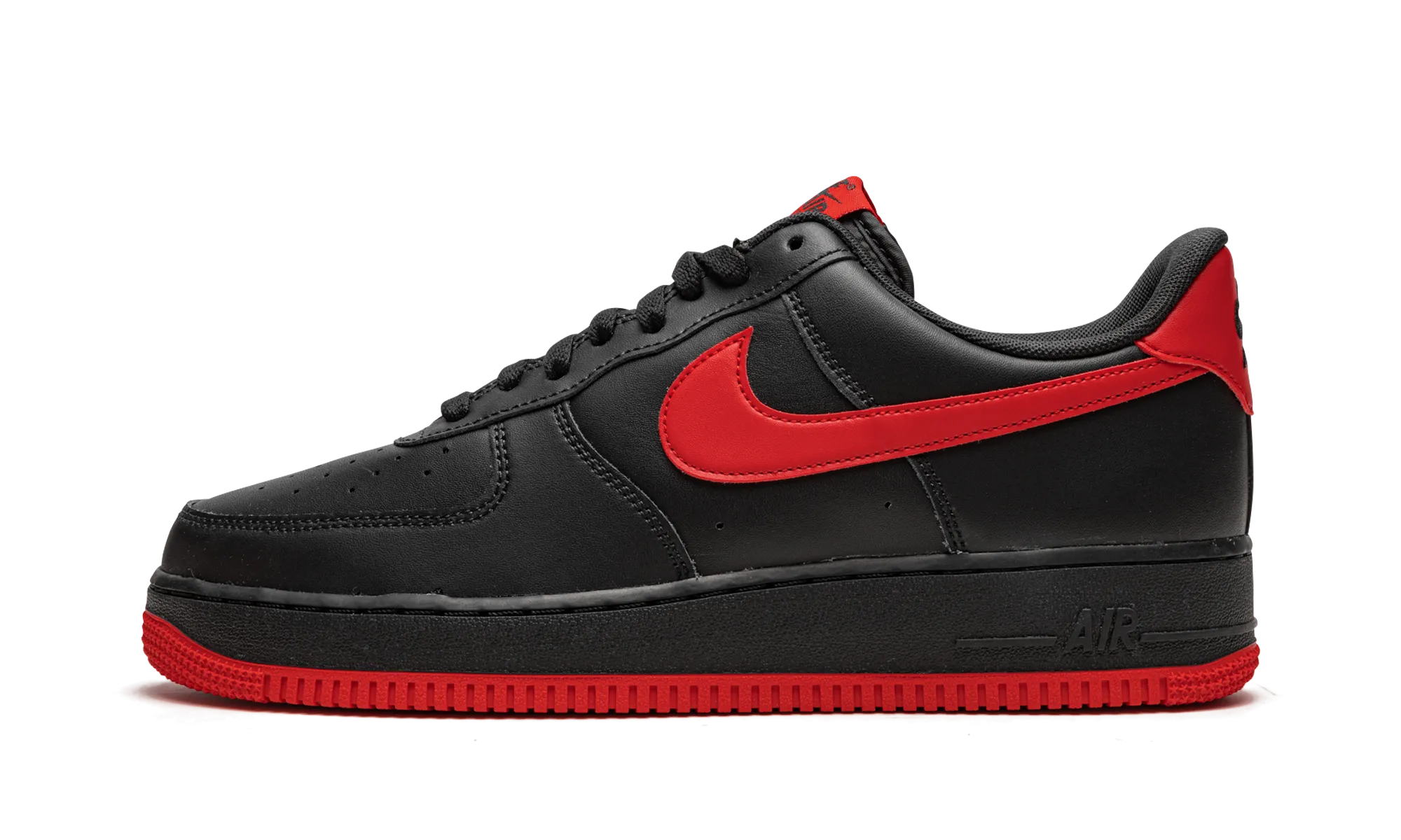 Air Force 1 Low '07 "Bred" Suburban Ride Timeless Edge