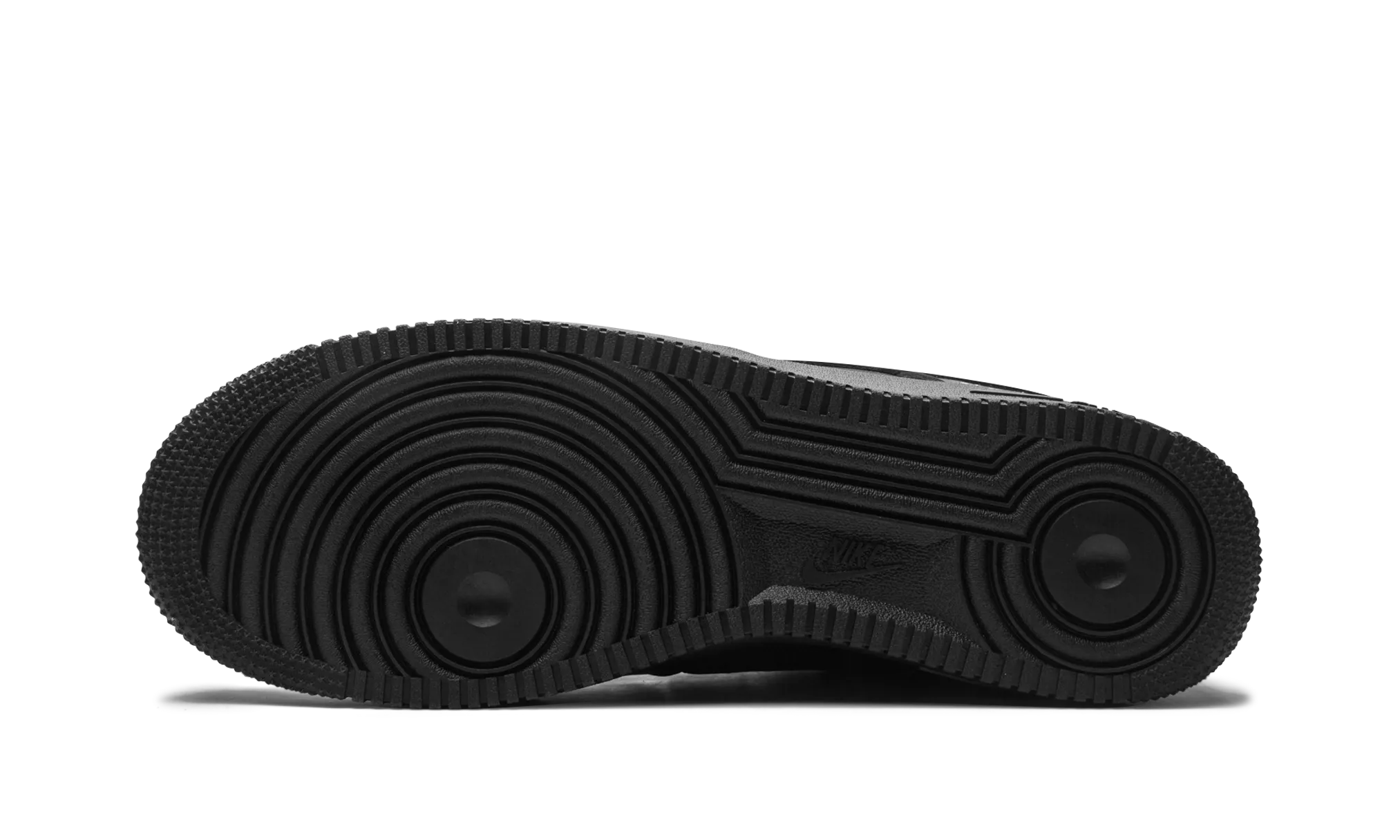 Air Force 1 Low Gore-Tex "Black" Skater Grip festival look