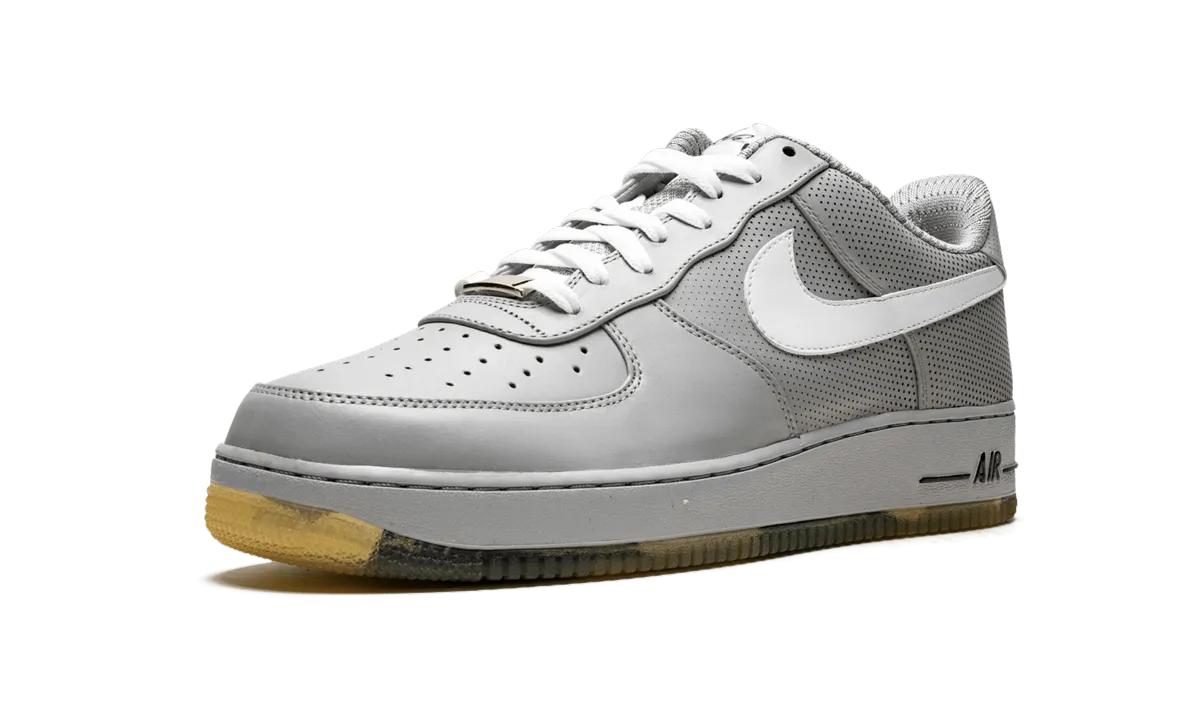 Streamlined Shape Air Force 1 Low Premium "Futura"