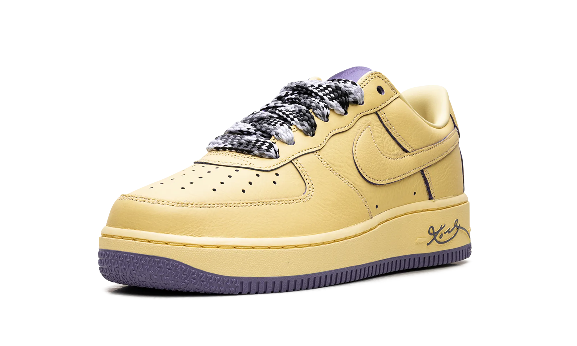 Foot alignment Fast Motion Air Force 1 Low Protro "Kobe Bryant - Mamba Mentality"