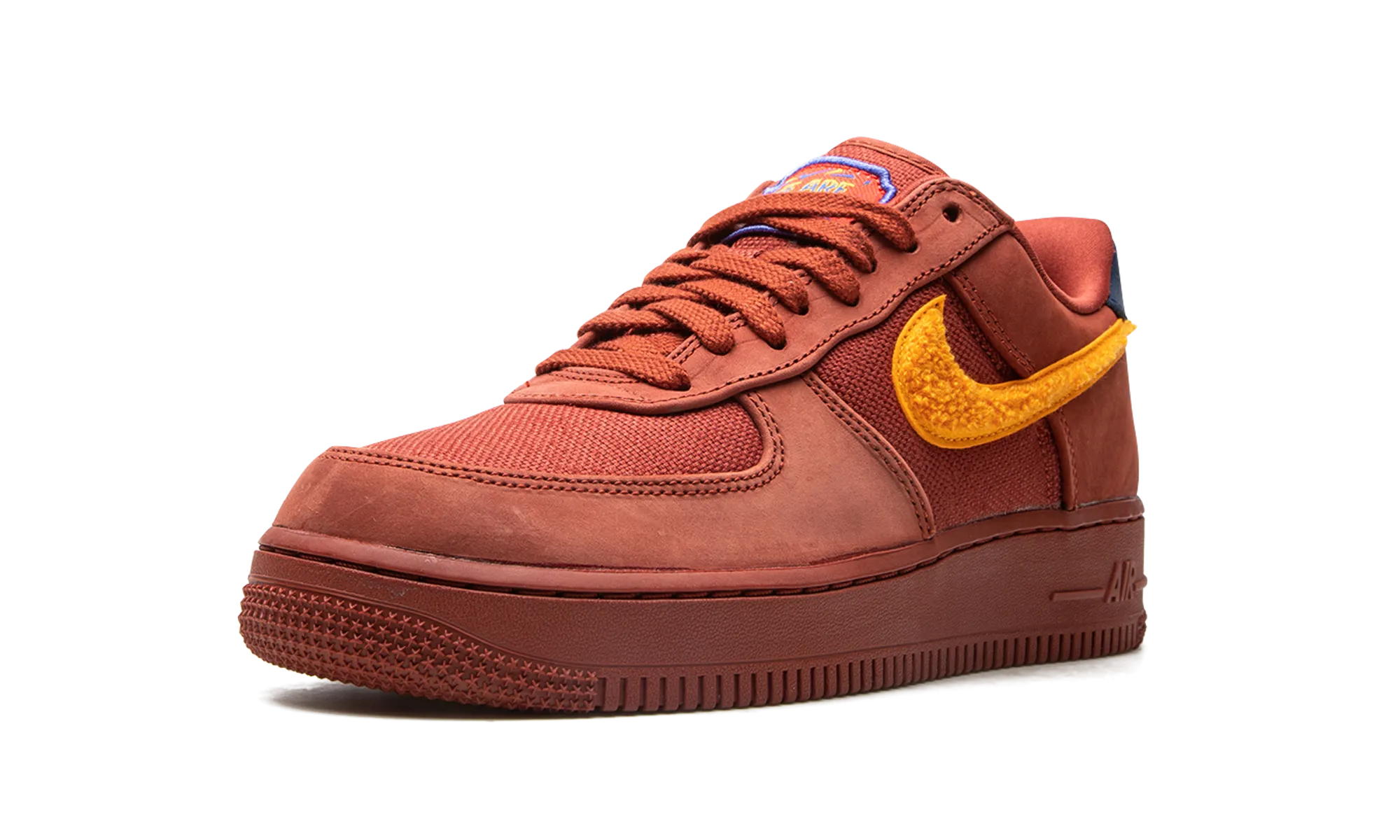 Air Force 1 Low "La Familia" Shock Absorb