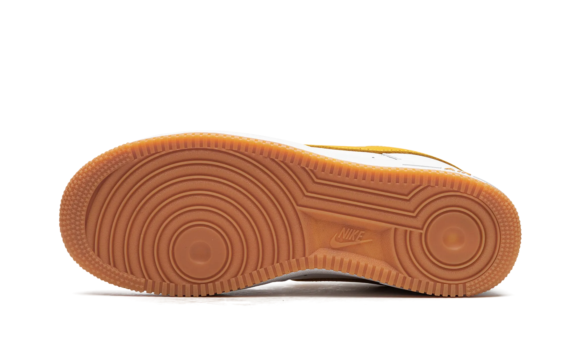 Air Force 1 Low "Waterproof - University Gold" Durable outsole Statement Ride