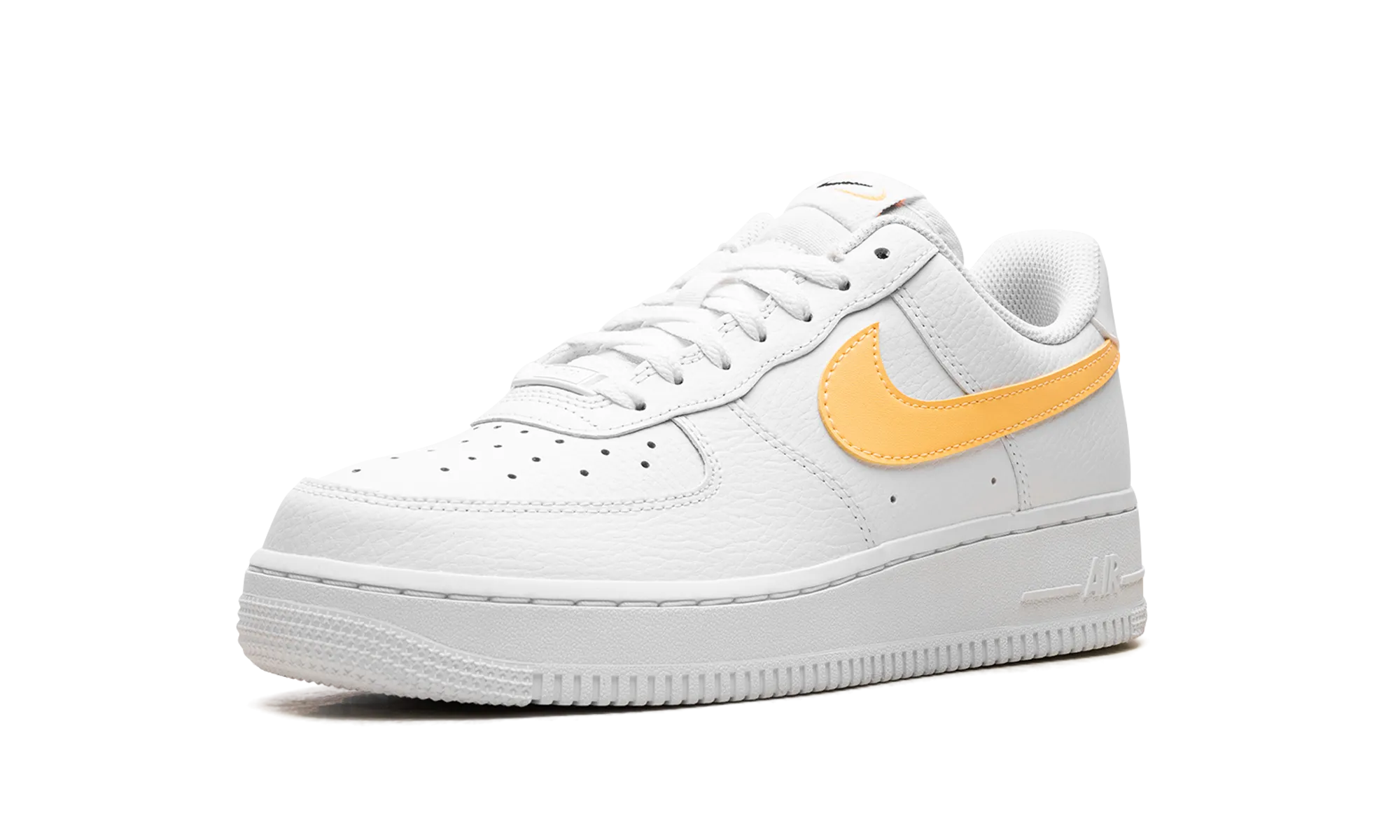 Skate Lifestyle Air Force 1 Low WMNS "White Melon Tint"
