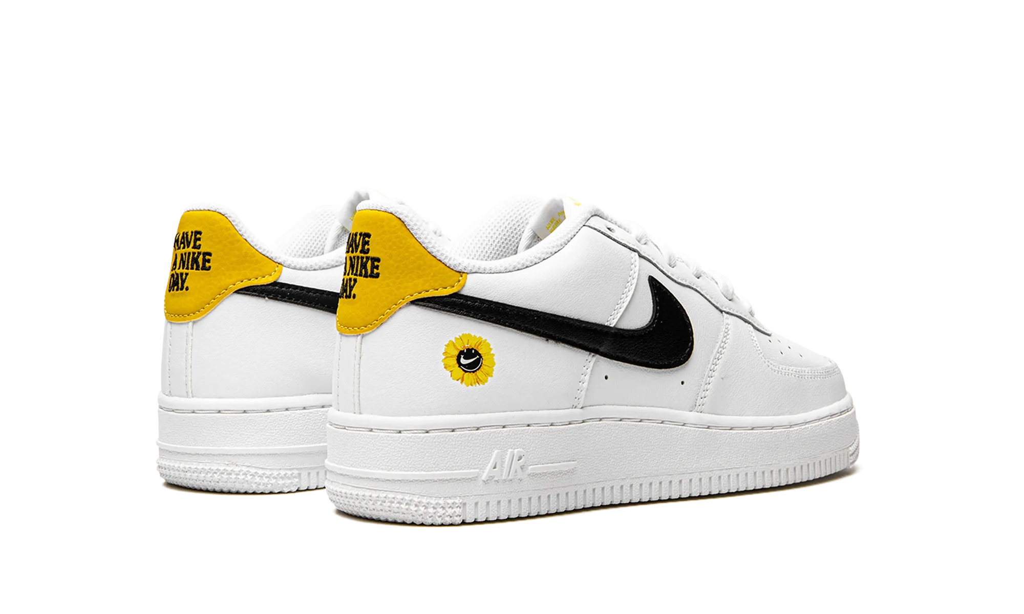 Everyday Casual AIr Force 1 LV8 (GS) "Have a Nike Day - Daisy"