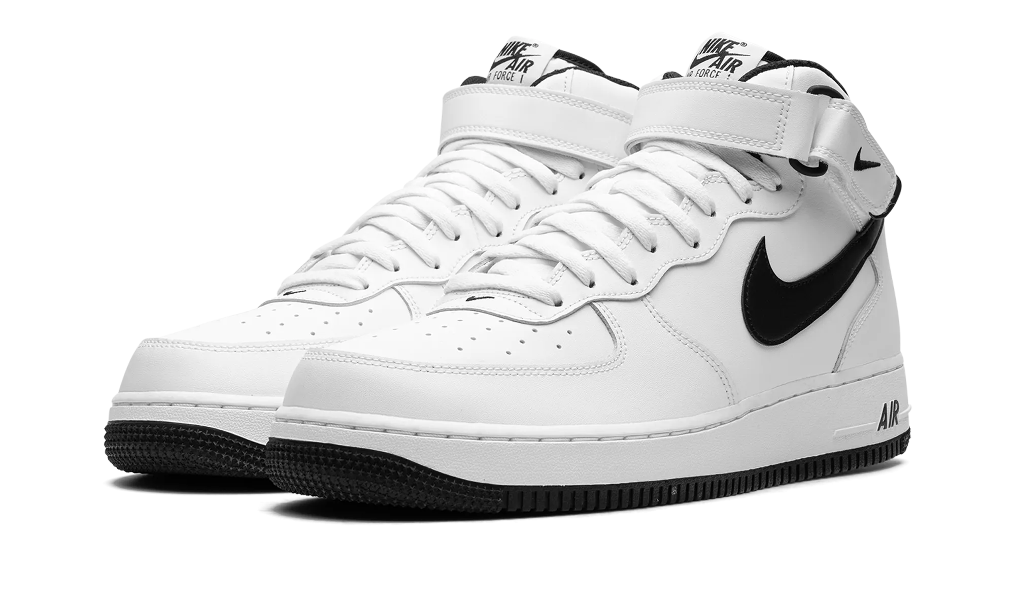 Air Force 1 Mid "White/Black" Grip Design Outdoor Life