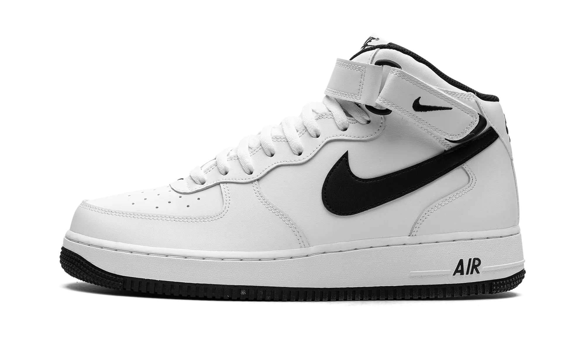 Air Force 1 Mid "White/Black" Athletic Pro Ride