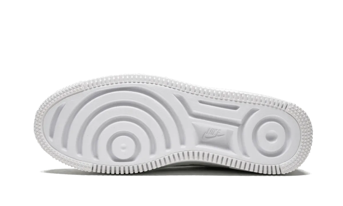 High Traction Flexibility AIR FORCE 1 SAGE LO MNS WMNS "Triple White"