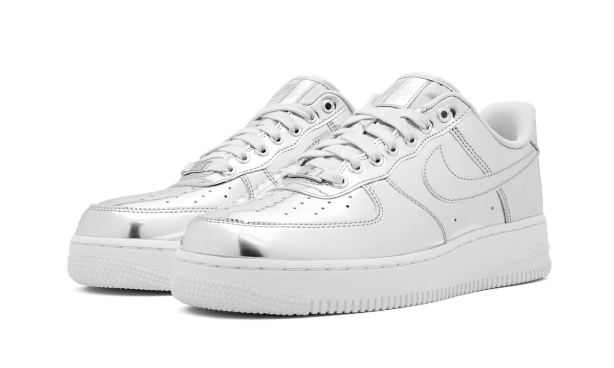 AIR FORCE 1 SP WMNS "Metallic Chrome" Water Resistant