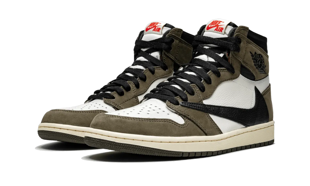Air Jordan 1 High OG TS SP "Travis Scott" Soft foam On Foot