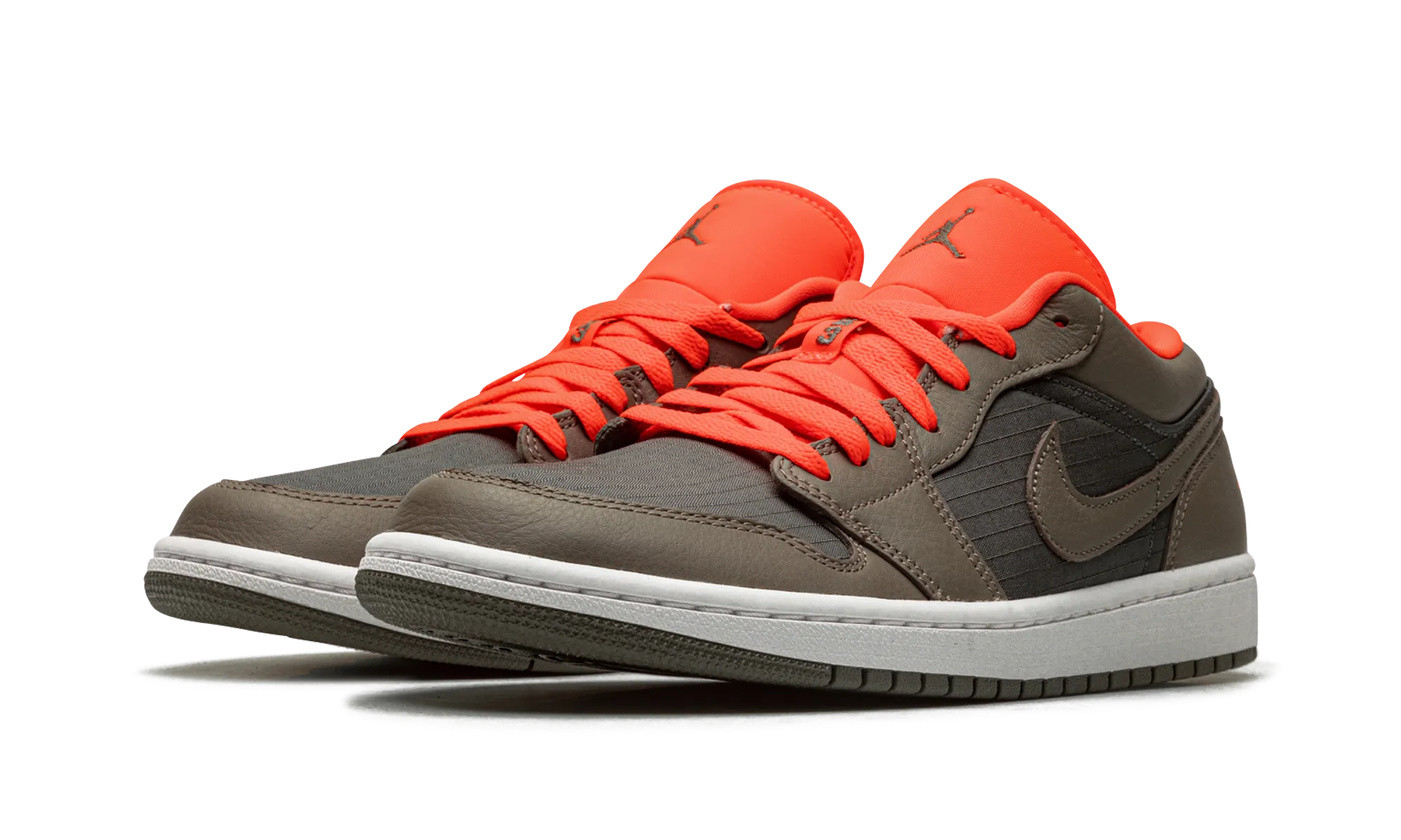 Core Comfort Midsole Foam AIR JORDAN 1 LO SE WMNS "Black / Olive/ Bright Crimson"