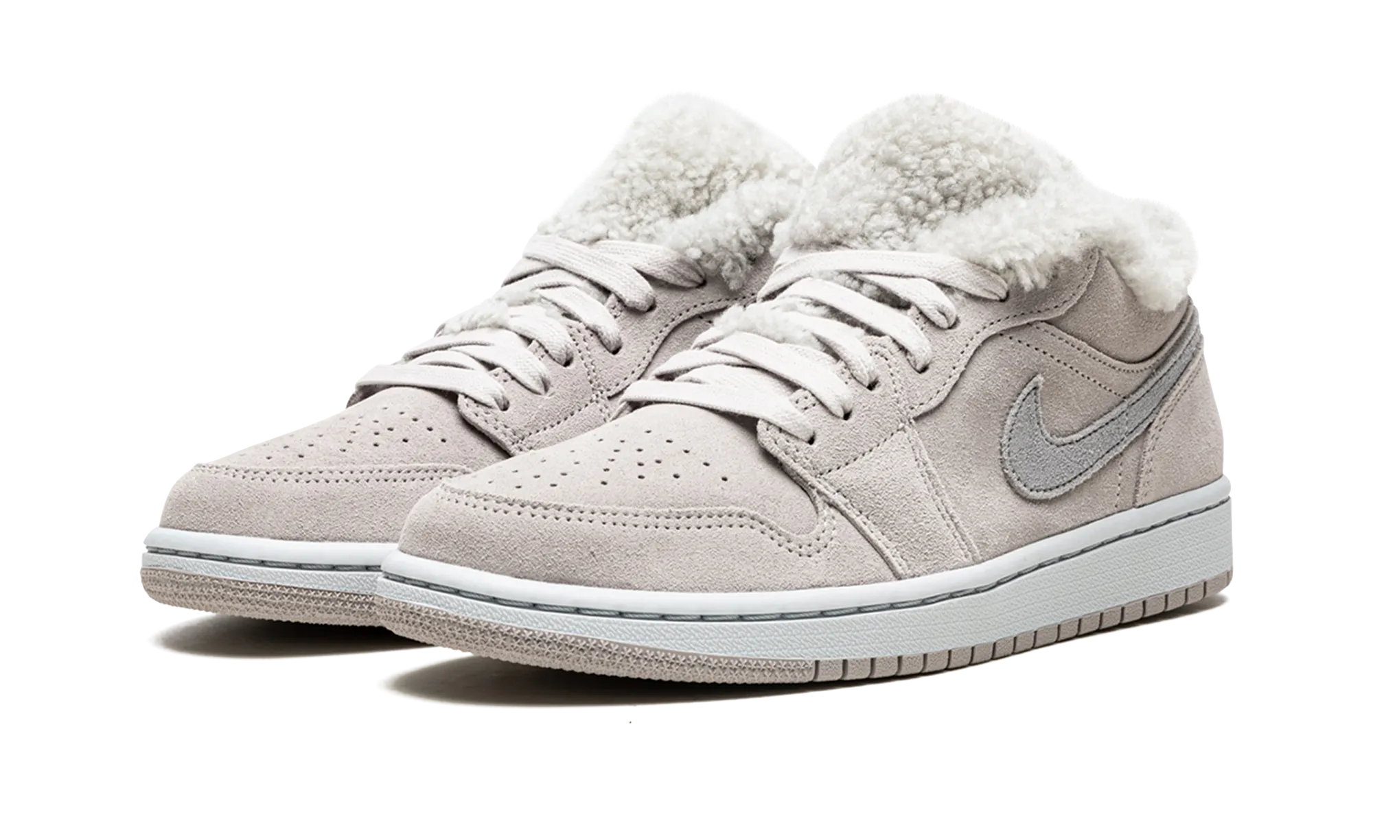 AIR JORDAN 1 LO SE WMNS "Sherpa Fleece" Comfy Fit Comfort-Oriented