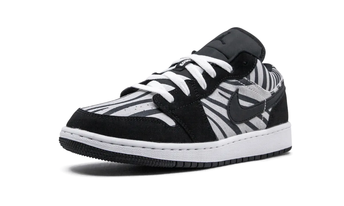 Urban Trend Air Jordan 1 Low GS "Zebra"