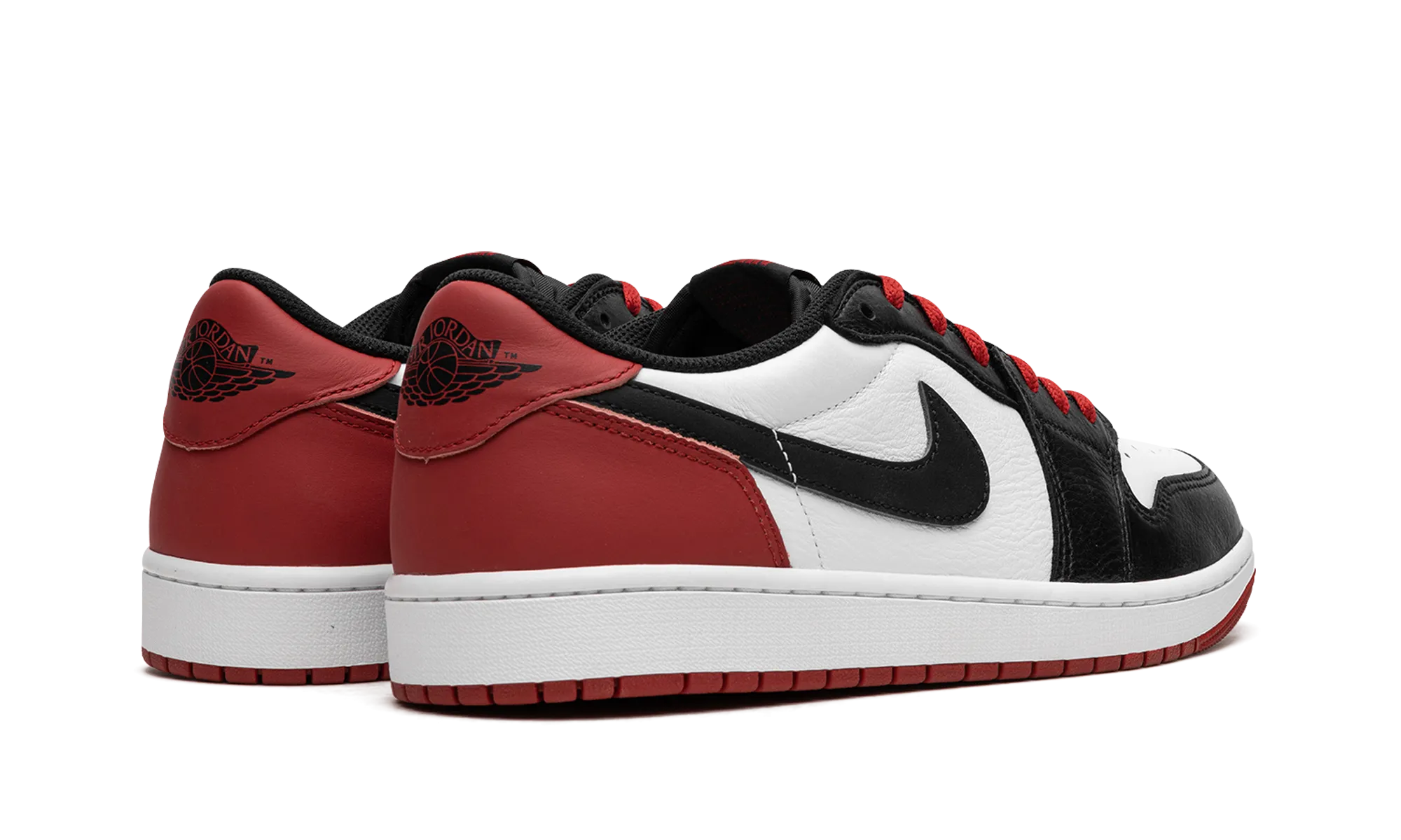 Daily Steps Dual Density Midsole Air Jordan 1 Low OG "Black Toe 2023"