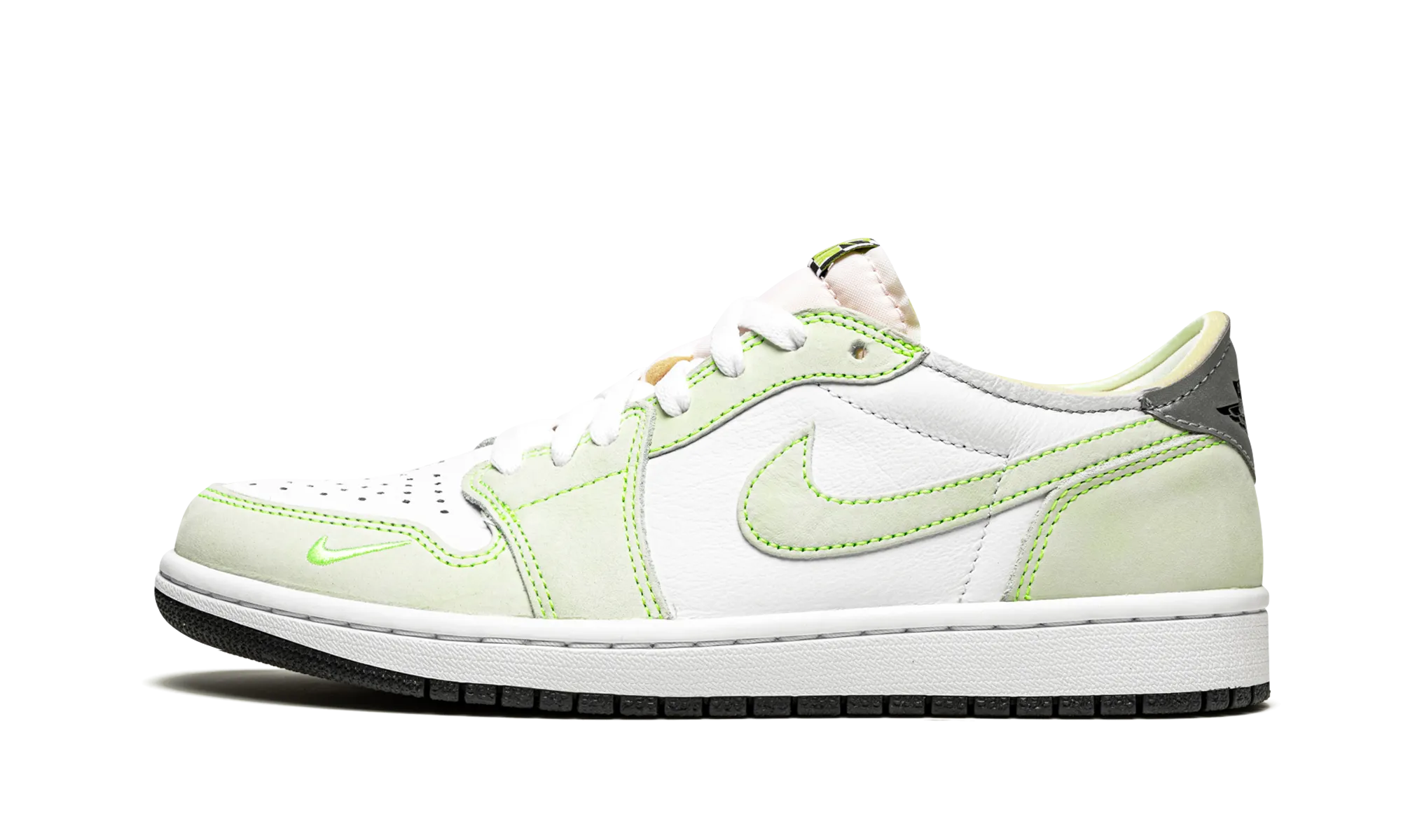 Air Jordan 1 Low OG "Ghost Green" Fresh Design