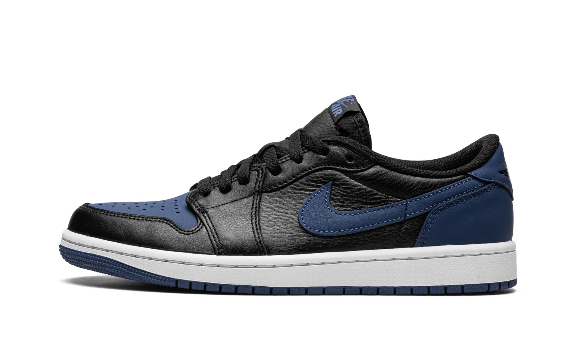 Air Jordan 1 Low OG "Mystic Navy" Style Motion Better Form