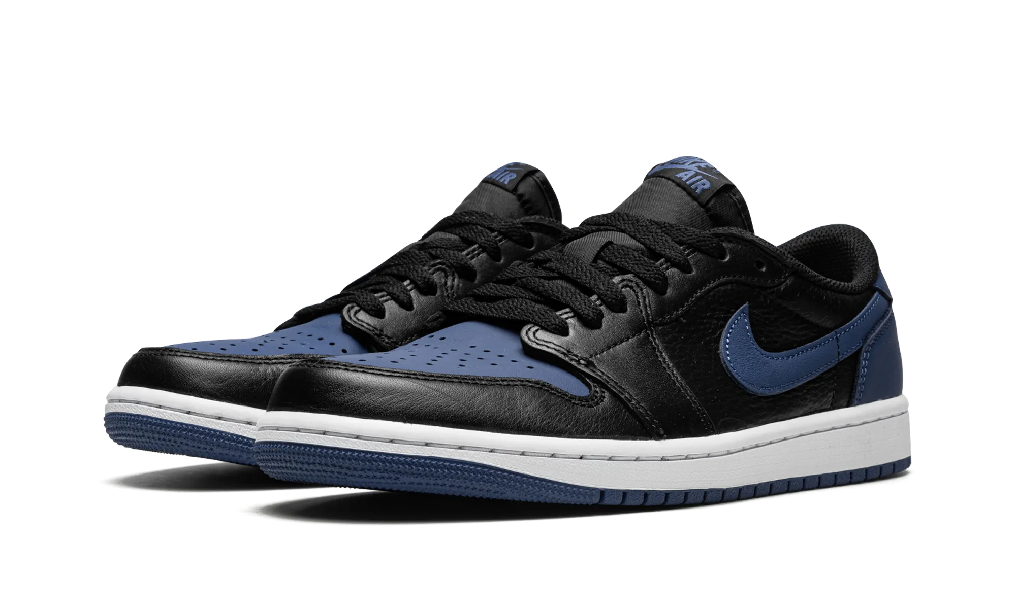 Adaptive Fit Collar Outdoor Active Air Jordan 1 Low OG "Mystic Navy"