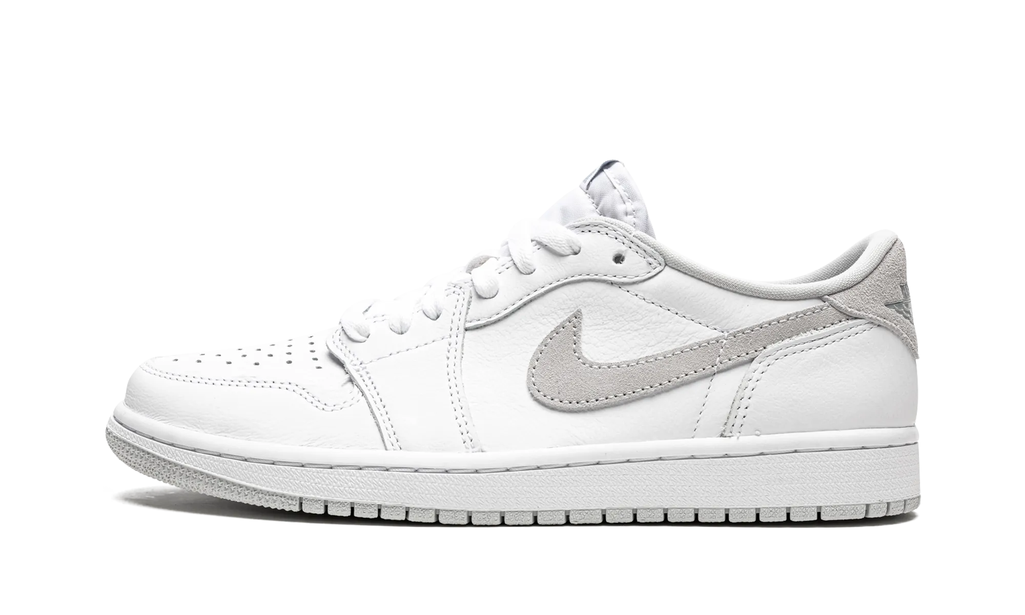 Comfort Upper Material Minimal Comfort Air Jordan 1 Low OG "Neutral Grey"