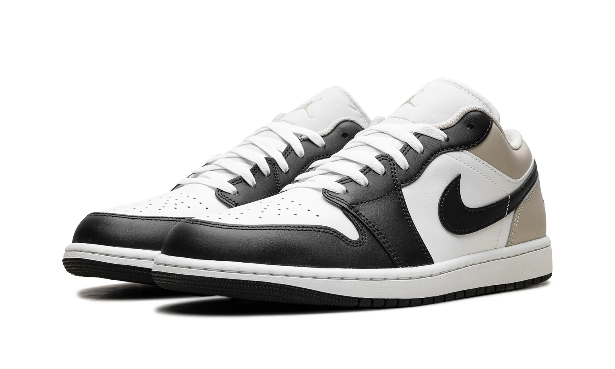 Stretch Entry Air Jordan 1 Low "Summit White Rattan"