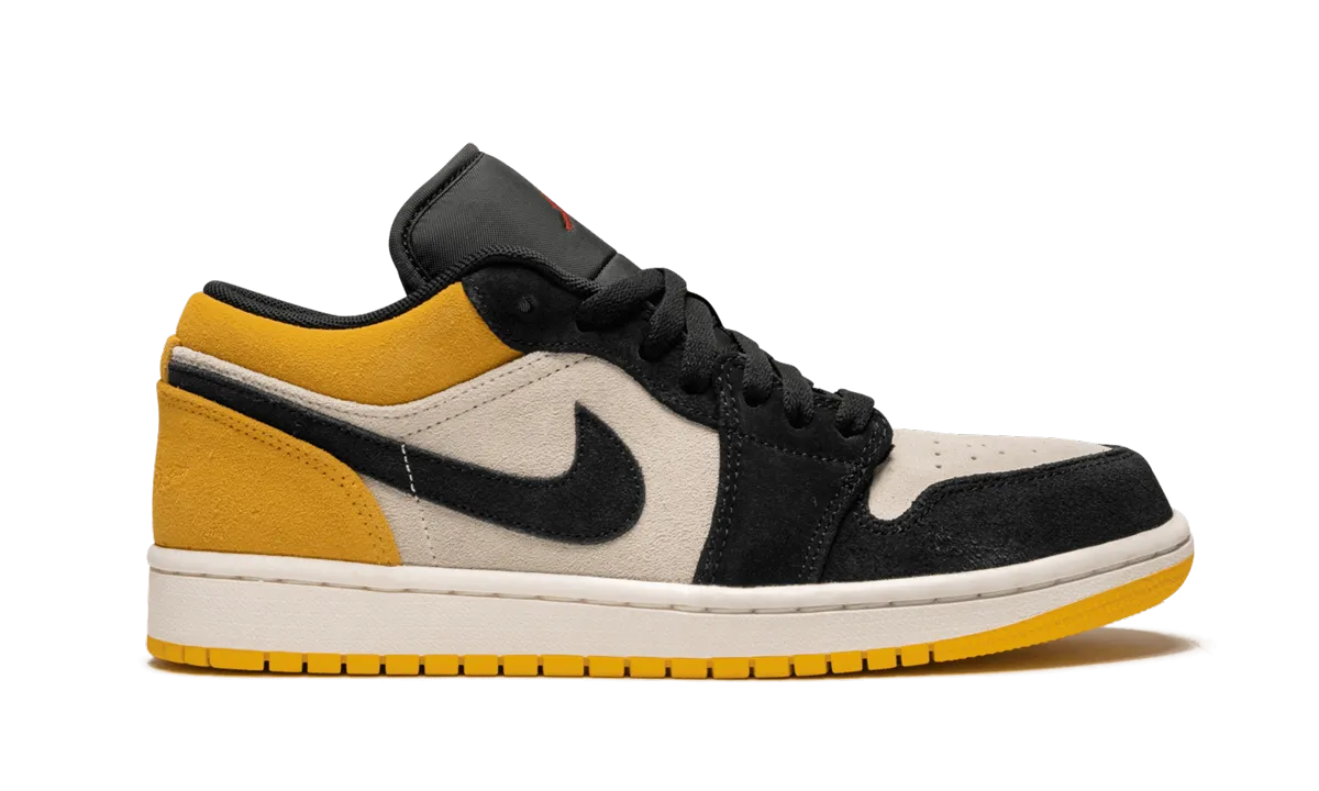 Active Walk Timeless arch Air Jordan 1 Low "University Gold"