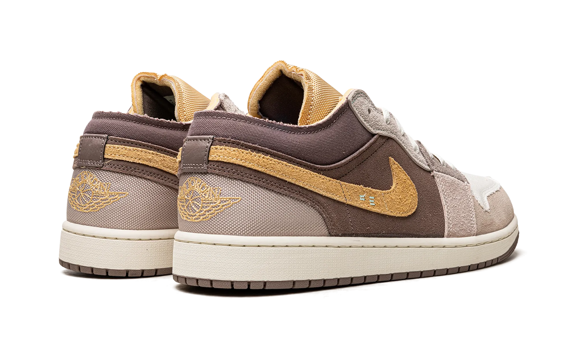 Air Jordan 1 Low SE Craft "Taupe Haze" Durable Gear