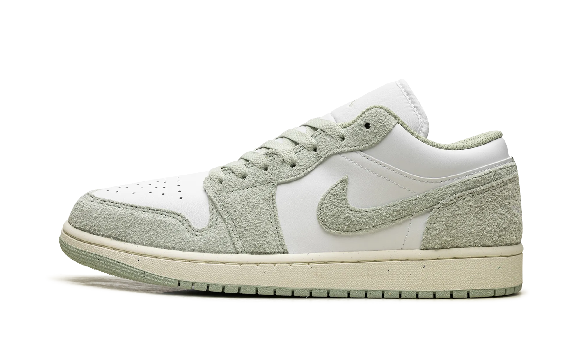Air Jordan 1 Low SE "Seafoam" Light Padding Water   Repellent
