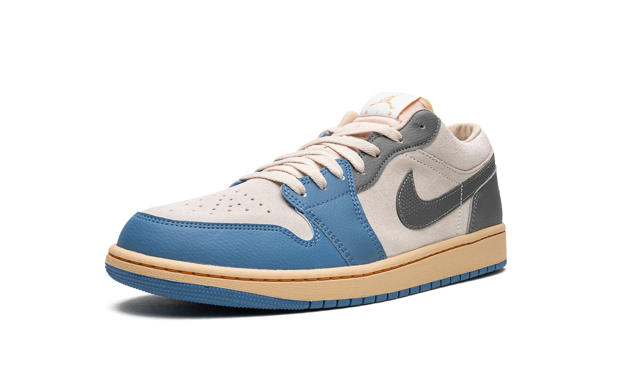 Cushion Layer Training Ready Air Jordan 1 Low SE "Tokyo 96"
