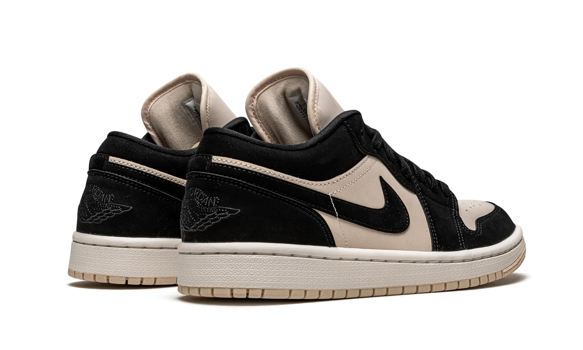 Air Jordan 1 Low WMNS "Black Guava Ice" slim fit