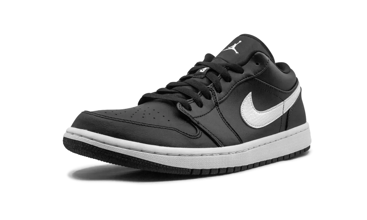 Hexagonal Tread Pattern Built-in wear Air Jordan 1 Low WMNS "Black/White"