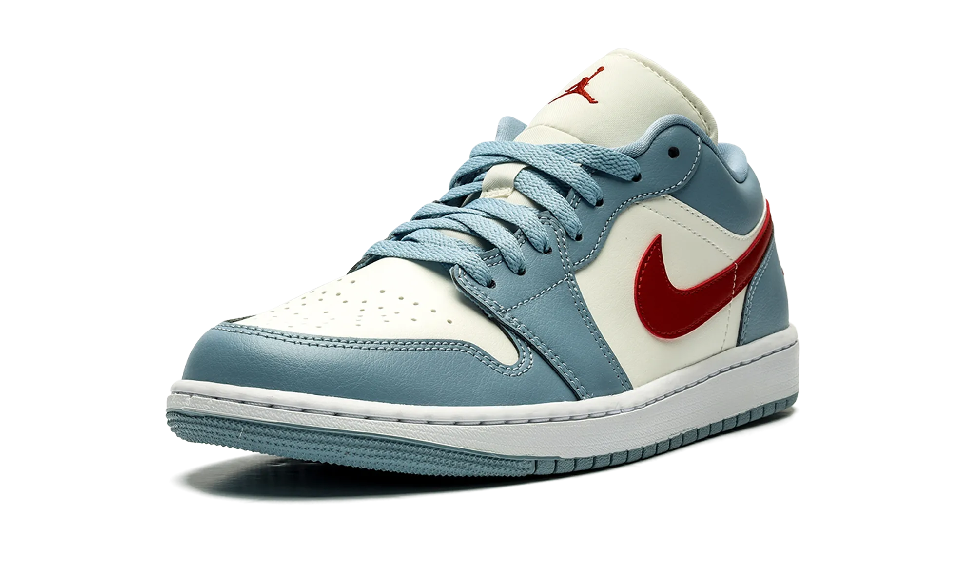 Air Jordan 1 Low WMNS "Blue Whisper" Bounce Technology Kick Style