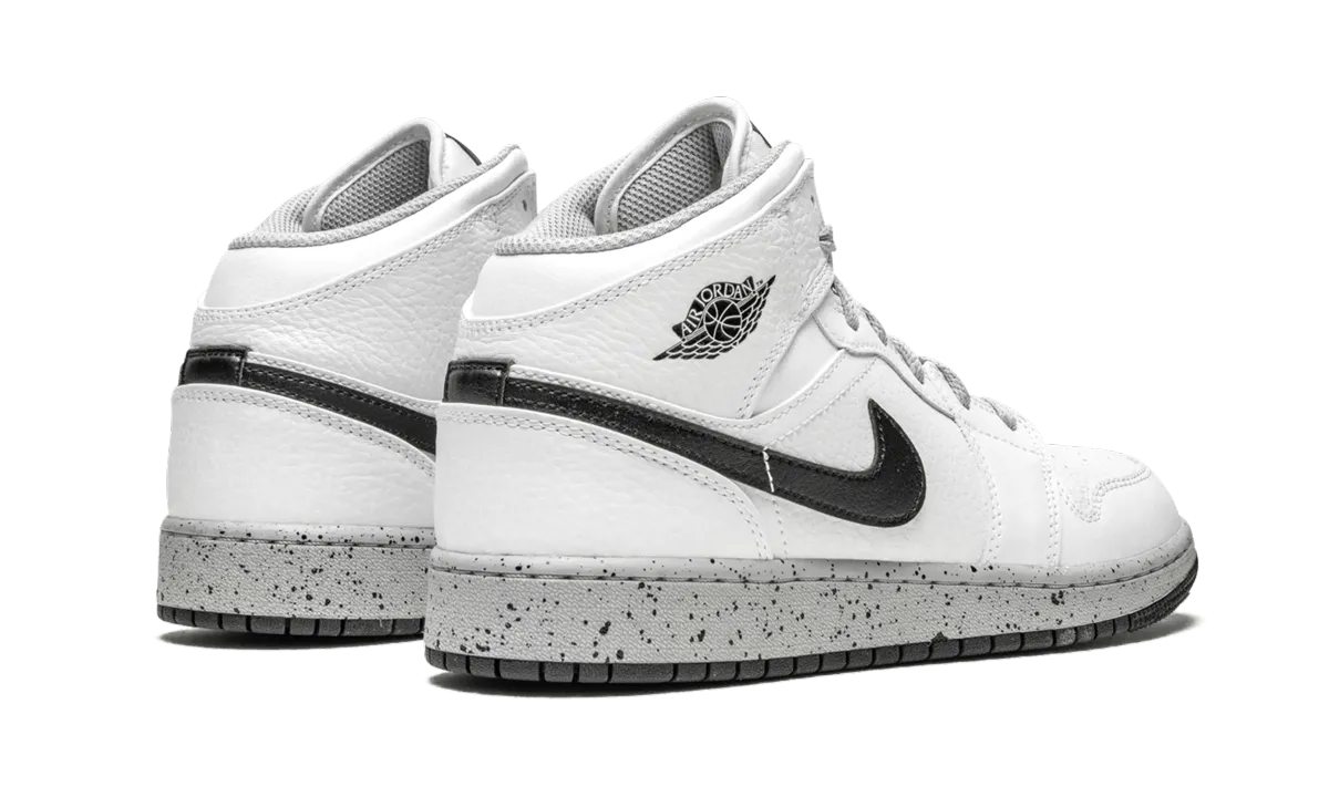 Advanced Traction Pattern Air Jordan 1 Mid GS