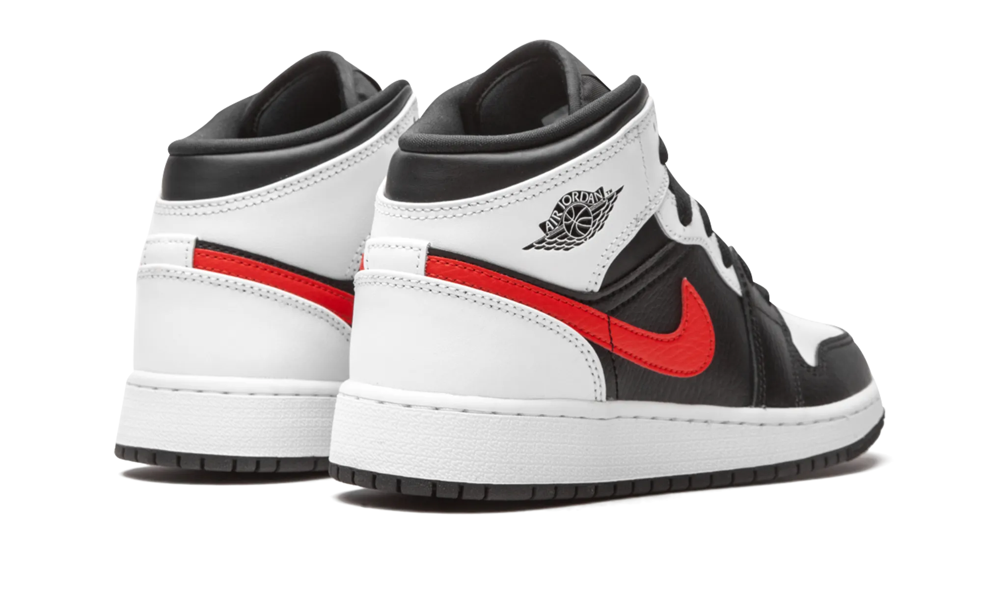 Long Wear Air Jordan 1 Mid GS "Chile Red"