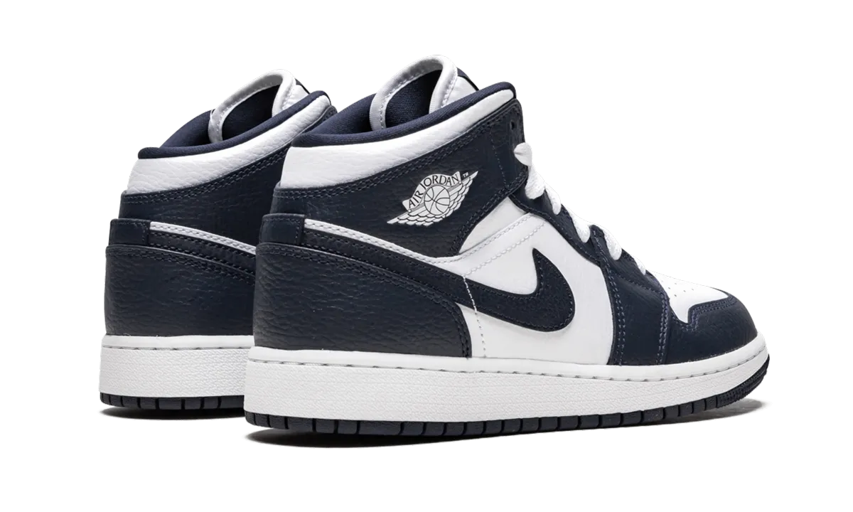Shock Diffusing Platform Comfortable Stride Air Jordan 1 Mid GS "Obsidian"