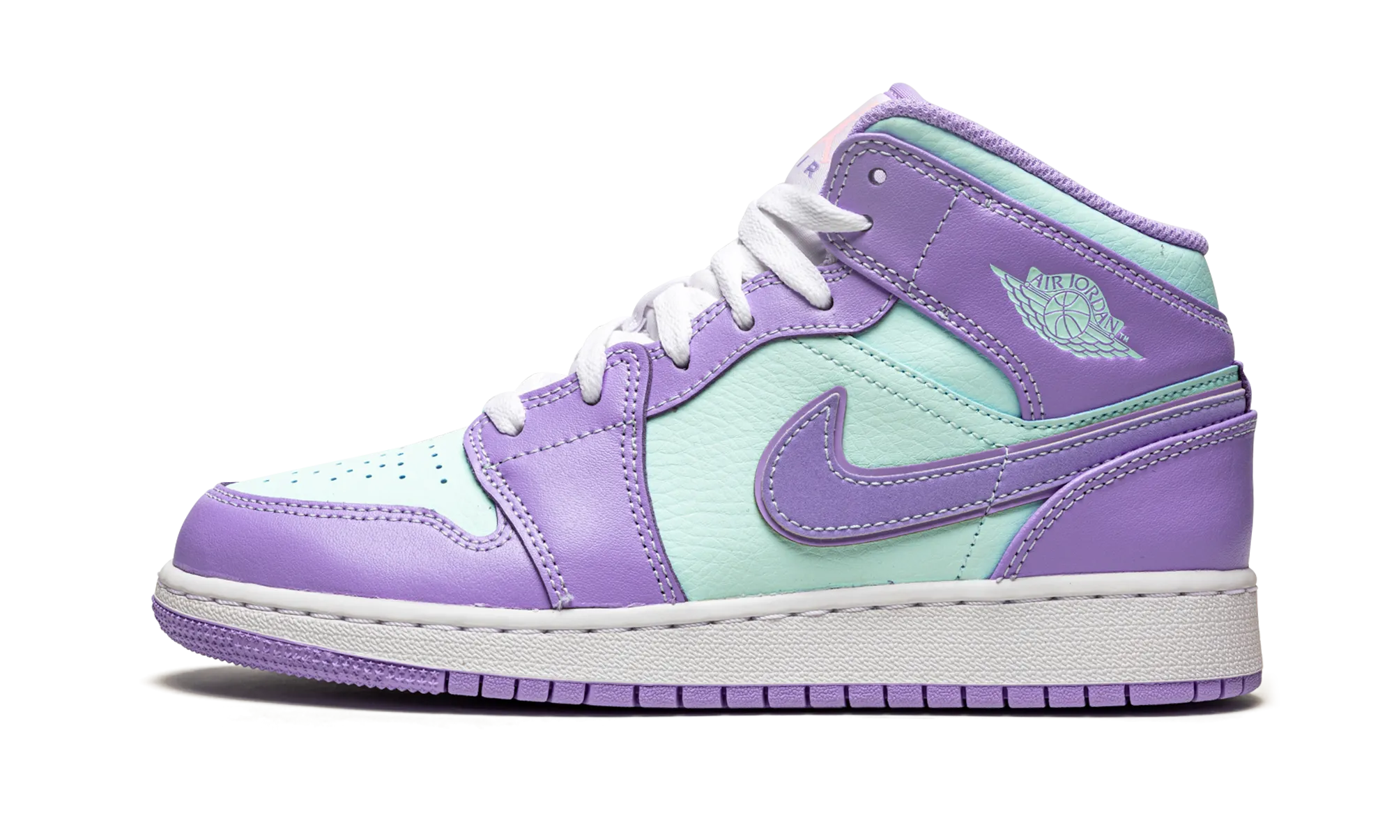 Air Jordan 1 Mid GS "Purple Pulse / Arctic Punch" Flexible Construction Seamless Upper Construction