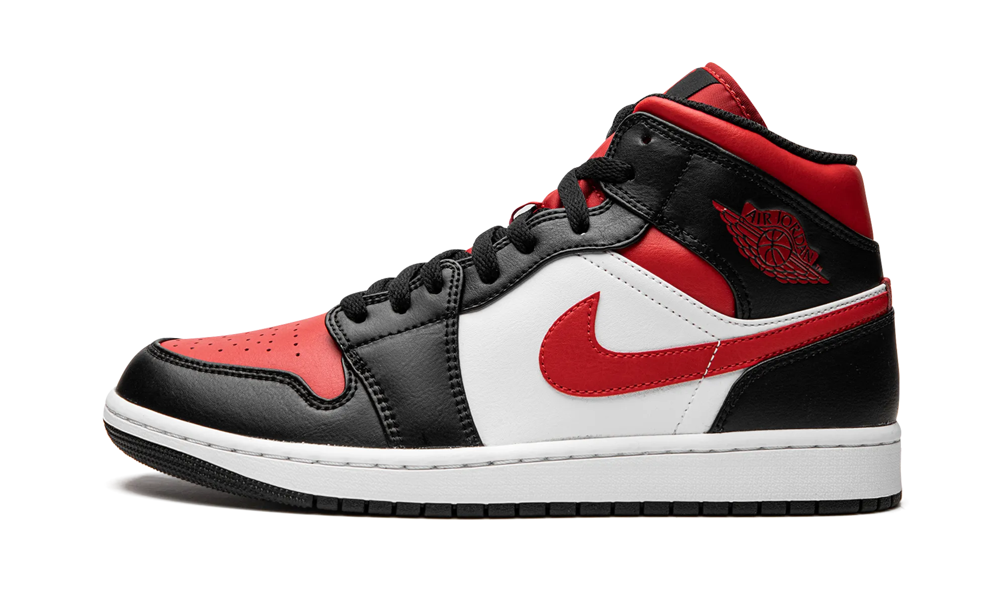 Air Jordan 1 Mid "Bred Toe" Walking Focus